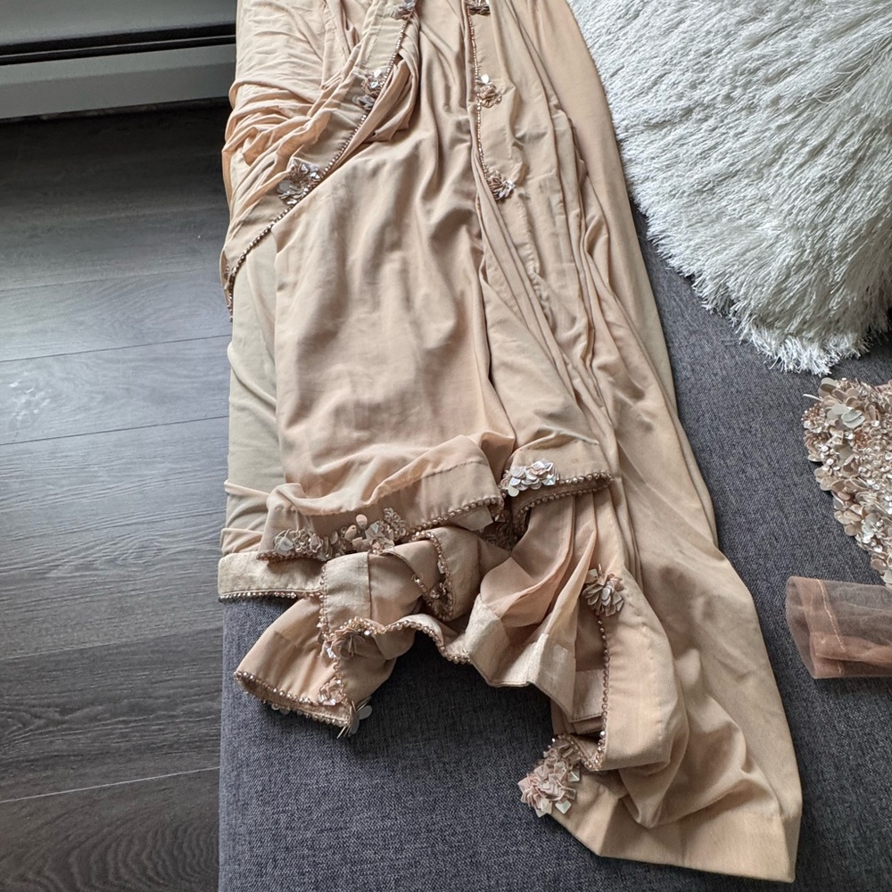 Pre-stitched Saree - Picture 7 of 13